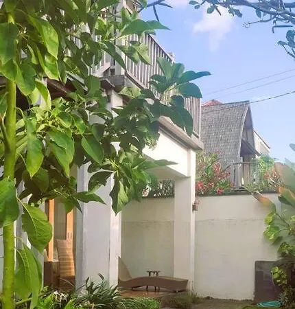 Villa Kenken - 2 Bedrooms Villa Close To Keramas Surfing Beach